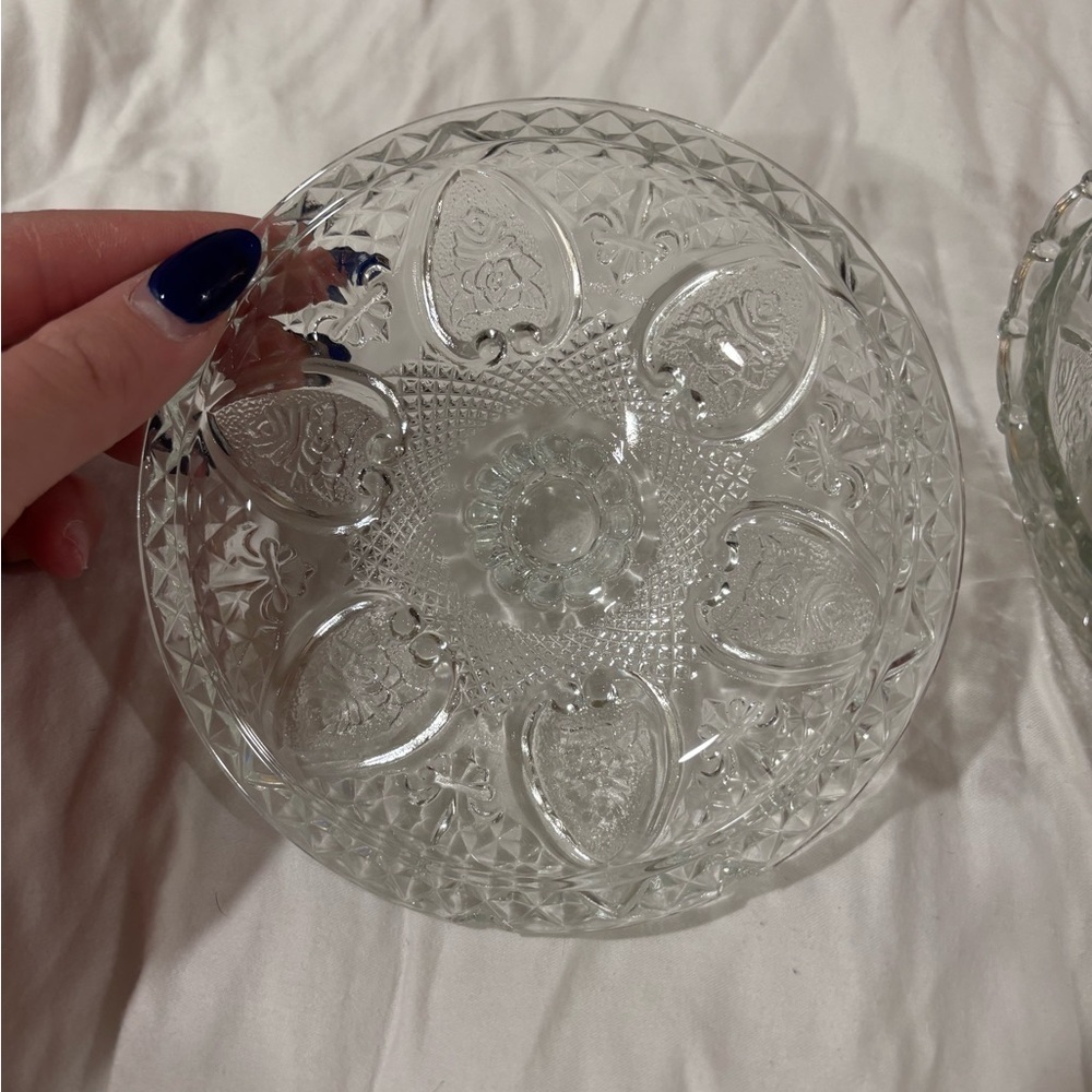 Antique Manganese Glass Candy Dish With Lid Clear Heart With Ribbons Pattern KIG - Picture 2 of 6